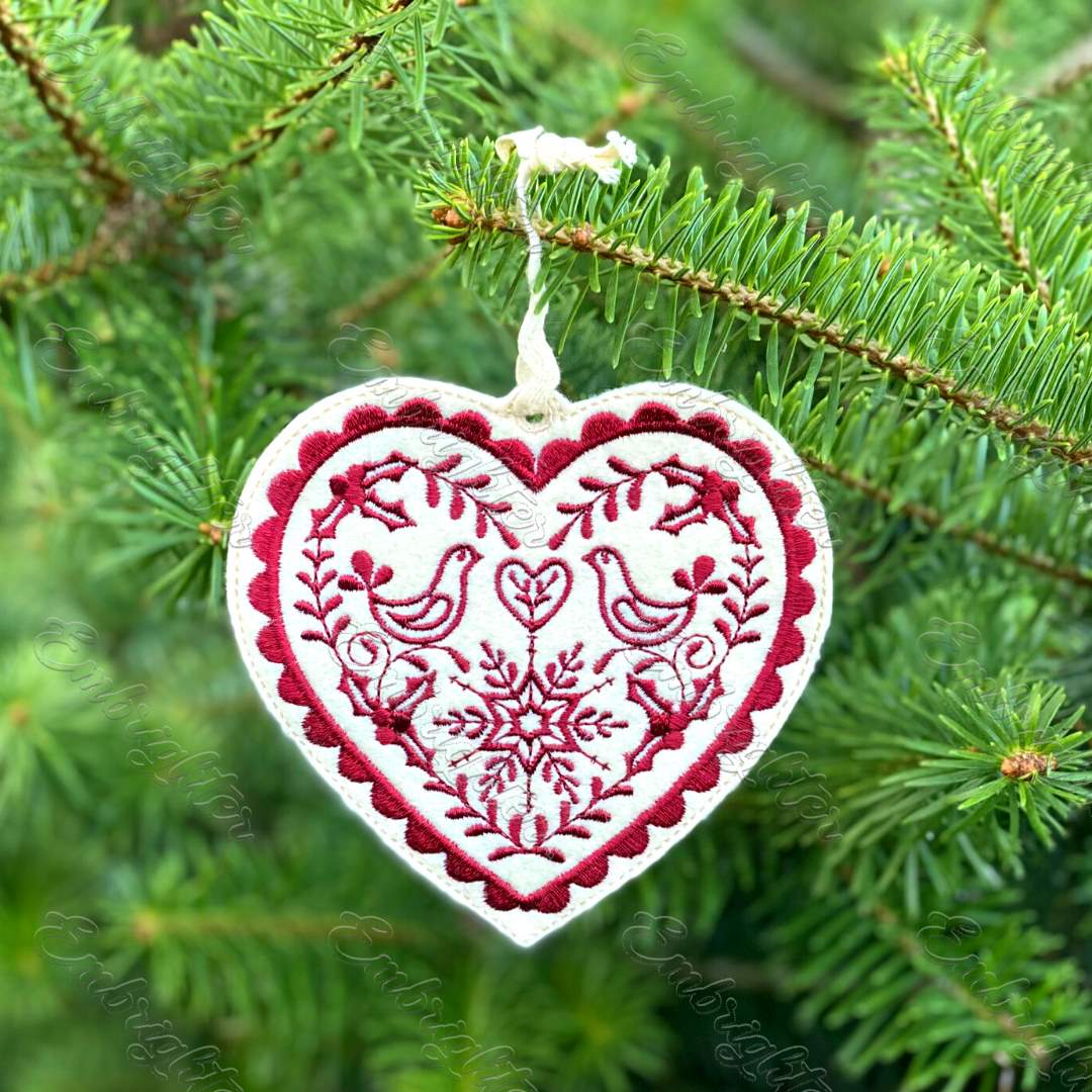 Christmas ornament with birds ITH embroidery design - heart-shaped