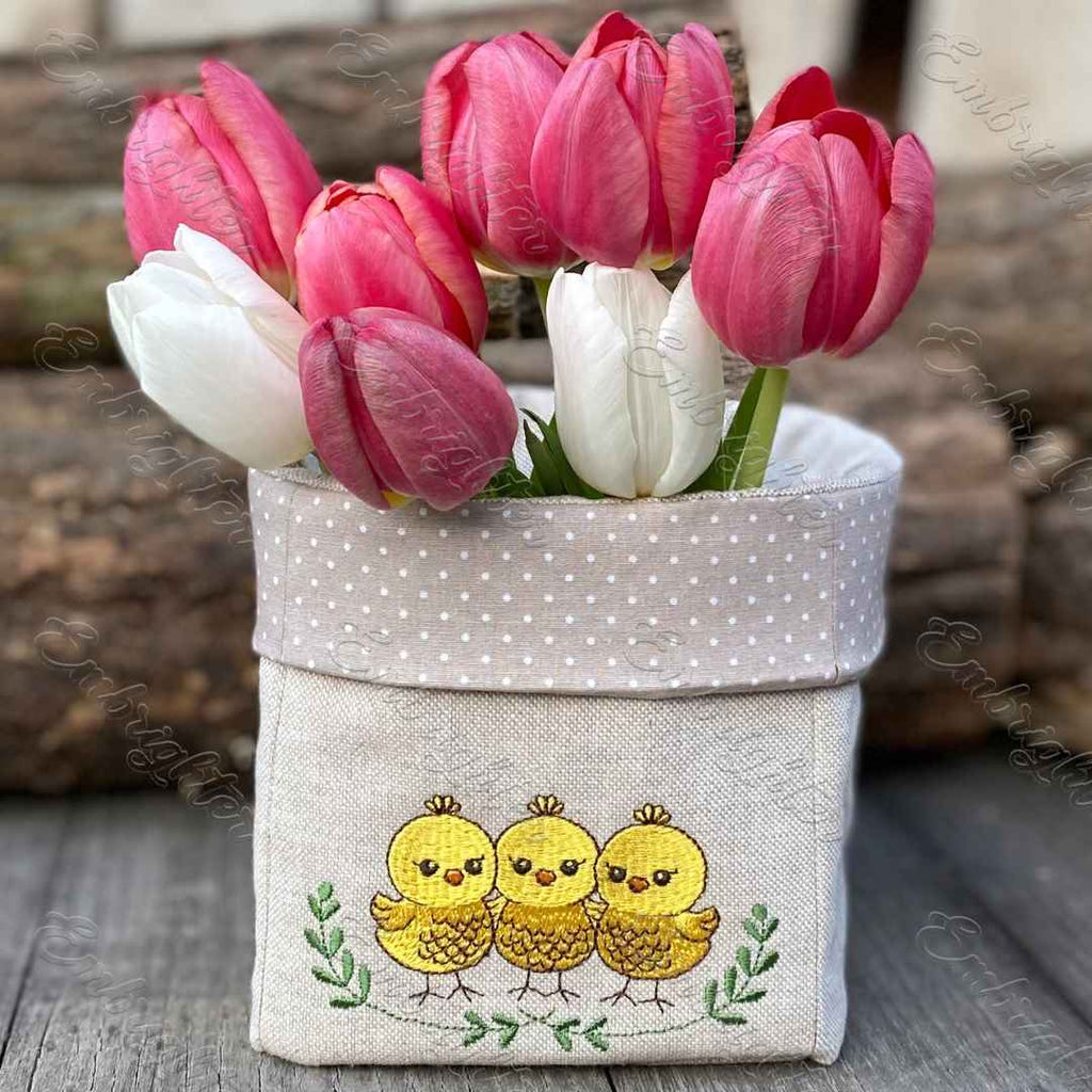 Easter Chickens machine embroidery design