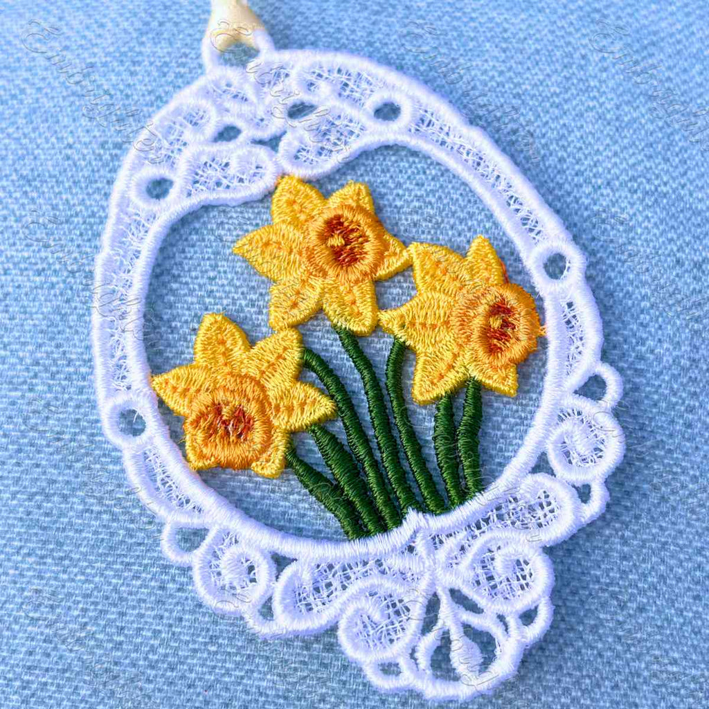 Easter Egg with Daffodils FSL Embroidery Design