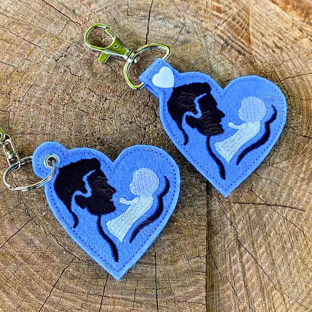 Father and child ITH keychain embroidery design