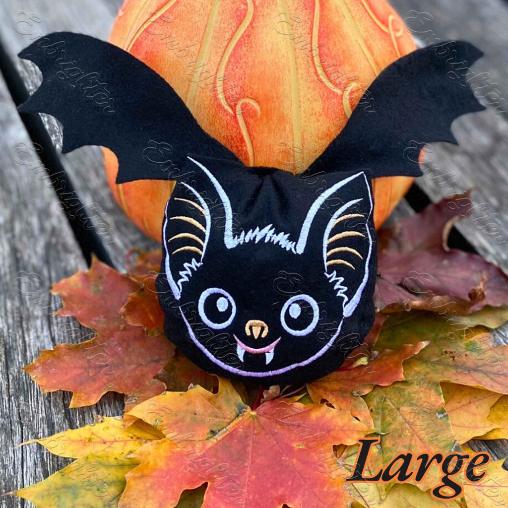 Bat Treat Bag – ITH Embroidery Design - available in four sizes