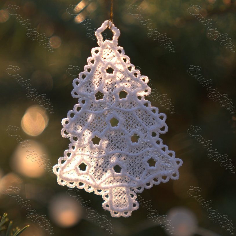 Free standing lace christmas tree ornament embroidery design