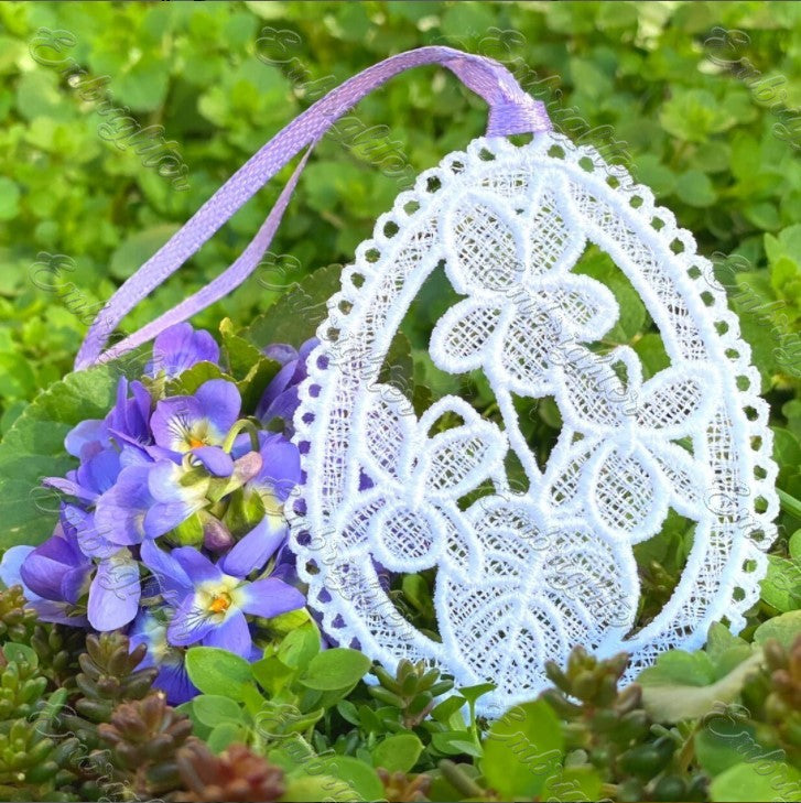 Machine embroidery design. Gourgeous Easter FSL ornament, Violets.