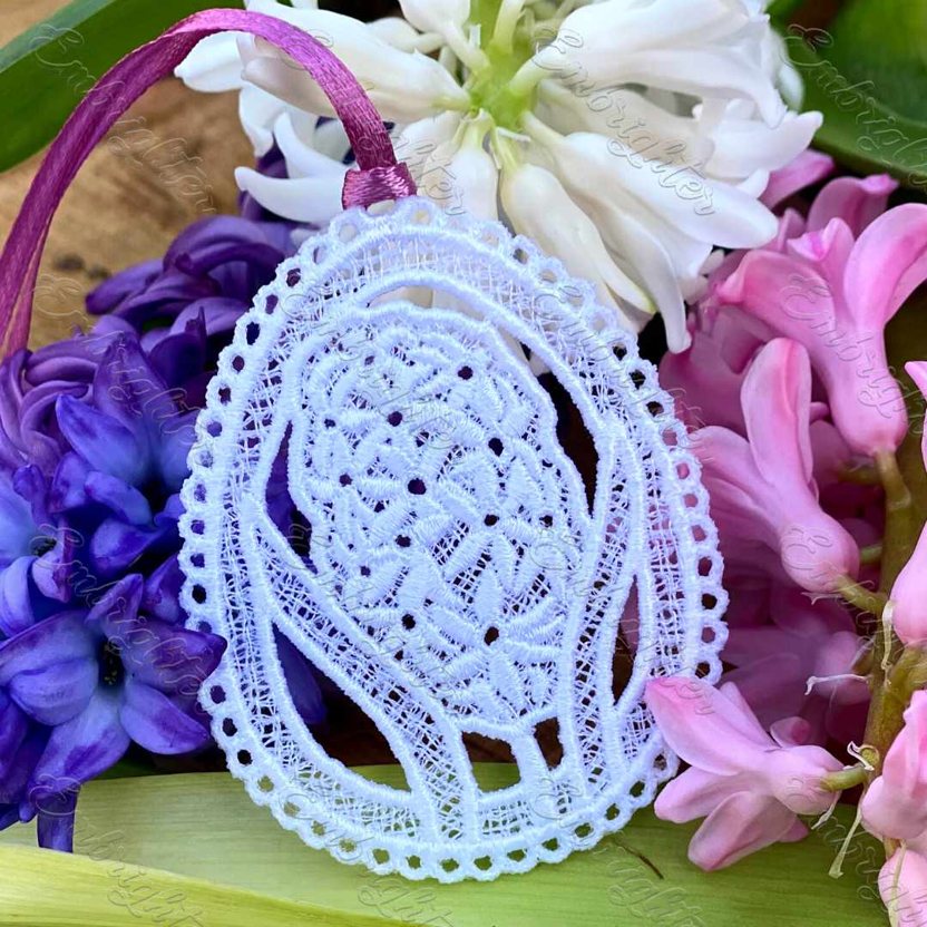 Easter FSL ornament - Hyacinth embroidery design