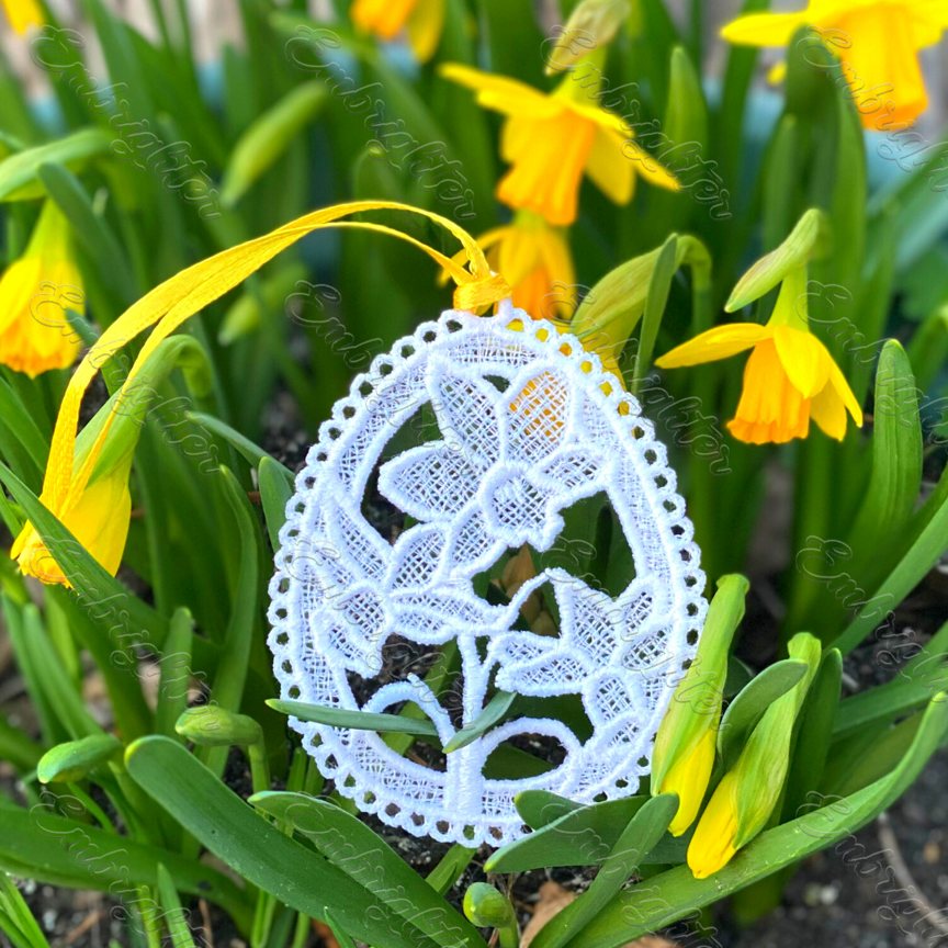 Easter FSL ornament - Daffodils embroidery design